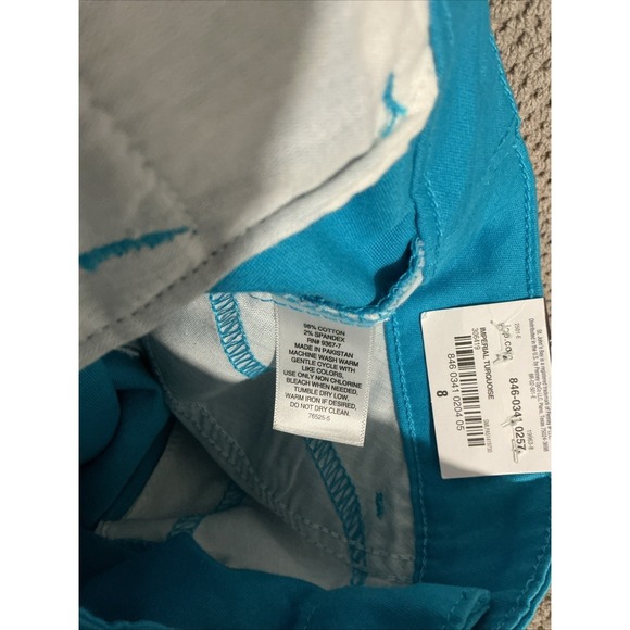 St Johns Bay Capri Jeans 8 Mid Rise Slender Aqua Sail Denim Stretch NWT JCPenney - Picture 10 of 10